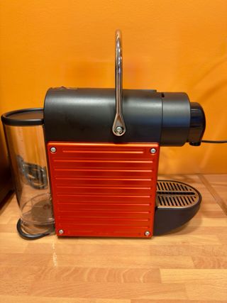 Cafetera Nespresso Krups Pixie XN3006 naranja