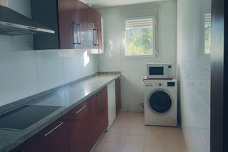 Piso en alquiler en Zubia (La)