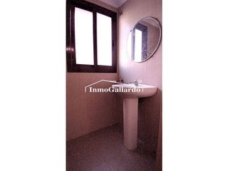 Local comercial en alquiler en Cotomar - Urbanizaciones en Rincón de la Victoria