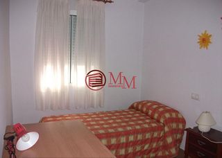 Piso en alquiler en Ciudad Jardín - Zoco en Córdoba