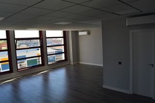 Oficina en alquiler en La Hoya - Moscatelares en San Sebastián de los Reyes