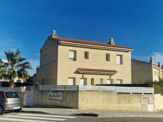 se vende casa en miamy playa