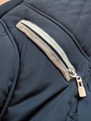 Abrigo negro con cinturón talla L