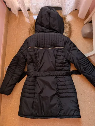 Abrigo negro con cinturón talla L