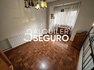 Piso en alquiler en Colina en Madrid