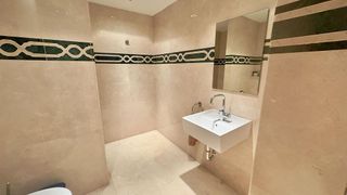 Local comercial en venta en Vistahermosa en Alicante