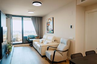 Piso en alquiler en Valdeacederas en Madrid