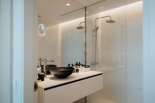 Piso en alquiler en Valdeacederas en Madrid