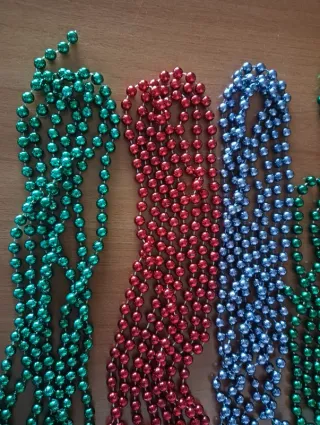 n.5 Perline Rosse, Viola e Verdi