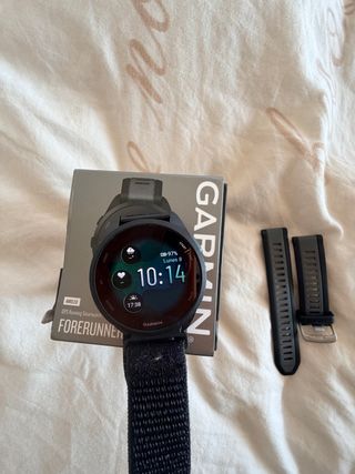 Garmin Forerunner 165 GPS Smartwatch Nero, praticamente nuovo