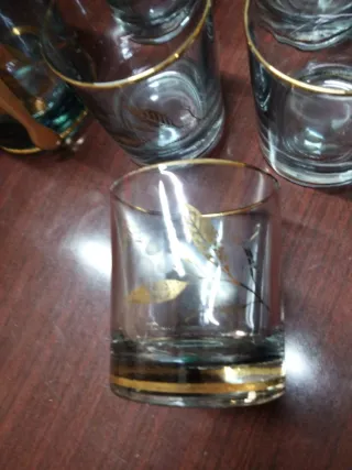 Juego Vasos y Hielera Dorado y Transparente