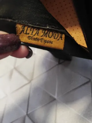 Botines negros con cordones talla 41