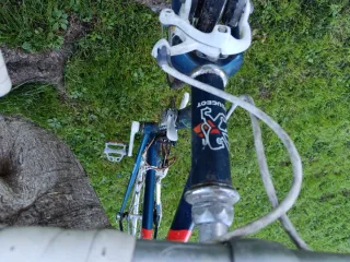 Bicicleta de carretera Peugeot azul