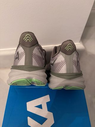 Zapatillas running Hoka Clifton 42 gris/verde