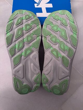 Zapatillas running Hoka Clifton 42 gris/verde