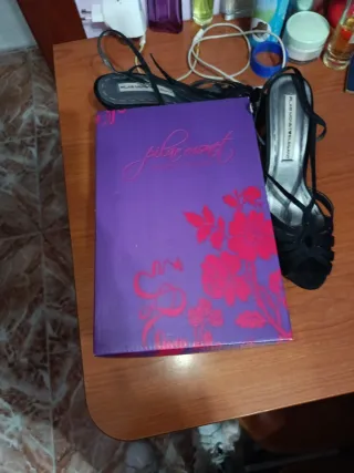 Zapatos de tacón negros