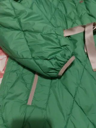 Parka larga verde marca PA