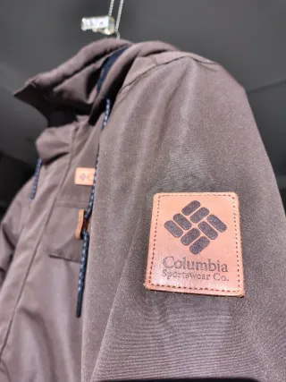 Chaqueta Columbia Marrón