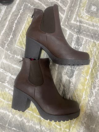 Botines de tacón de piel