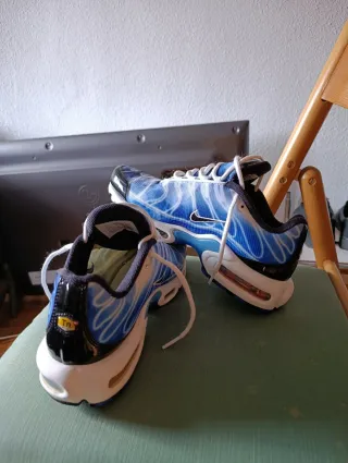 Nike Air Max TN azules y blancas