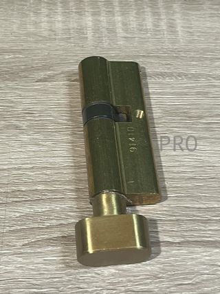 Cilindro de seguridad con muletilla Amig