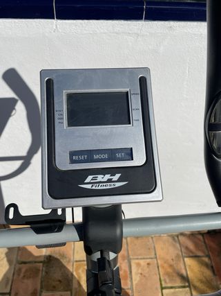 Bicicleta Estática BH Fitness