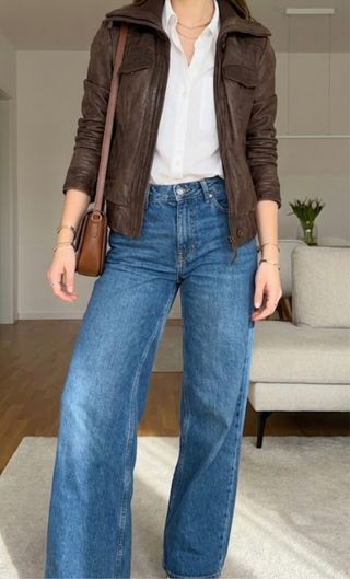 Chaqueta de cuero marrón estilo bomber