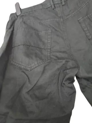 Pantalón chino negro hombre