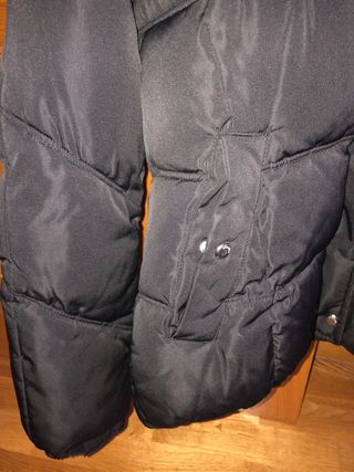 Parka Bershka negra capucha talla L