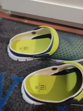 Sneakers sportive unisex taglia 42