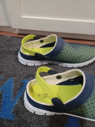 Sneakers sportive unisex taglia 42