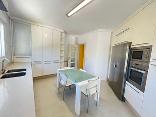 Chalet en alquiler en Elviria en Marbella