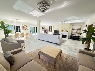 Chalet en alquiler en Elviria en Marbella