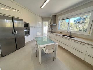 Chalet en alquiler en Elviria en Marbella