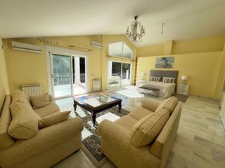 Chalet en alquiler en Elviria en Marbella