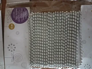 N.4 decorazioni perline da metri 5, oro e argento.