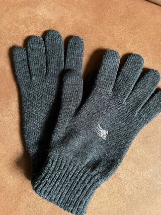 Guantes Burberry. 2 pares hombre y mujer.