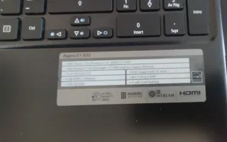 Portátil Acer Aspire E1-522 Negro