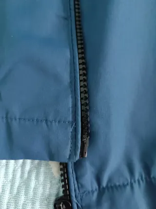 Cortavientos niño azul