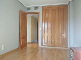 Piso en alquiler en La Jota en Zaragoza