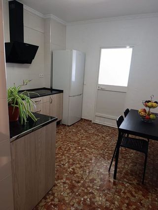 Piso en alquiler en Polígonos - Recinto Ferial Cortijo de Torres en Málaga