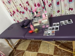 Camilla Plegable y Kit de Pestañas