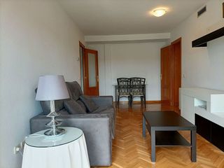 Piso en alquiler en Concepción en Madrid