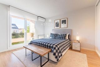 Casa adosada en alquiler en Cobeña