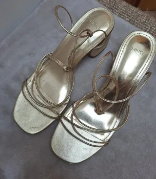 Sandalias Mango Doradas Tacón