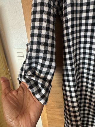 Blazer Stradivarius cuadros blanco y negro