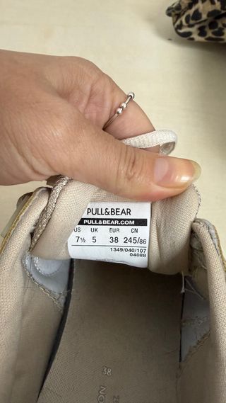 Bambas Pull&Bear Beige