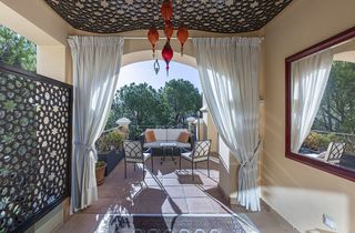 Piso en alquiler en Benahavís