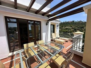 Piso en alquiler en Benahavís