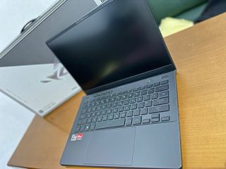 Asus ROG Zephyrus G14 Ryzen 9 2.5K COME NUOVO